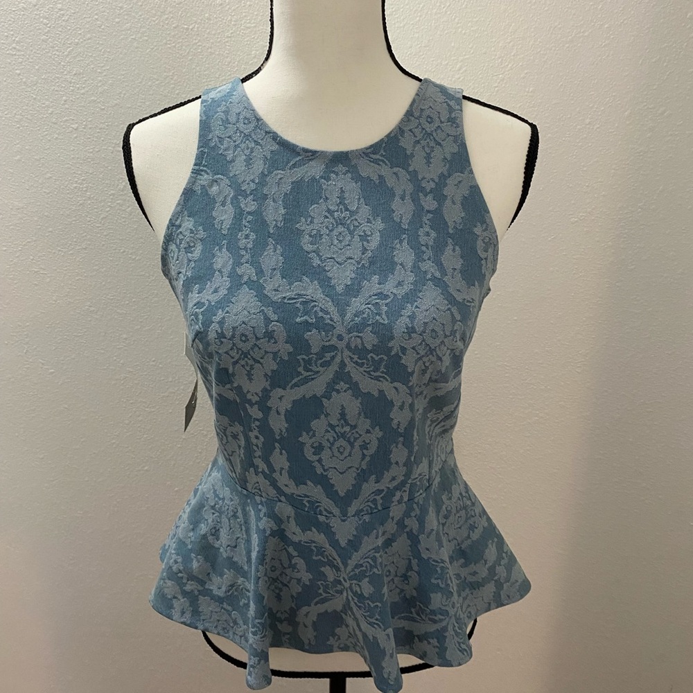 Women’s tops